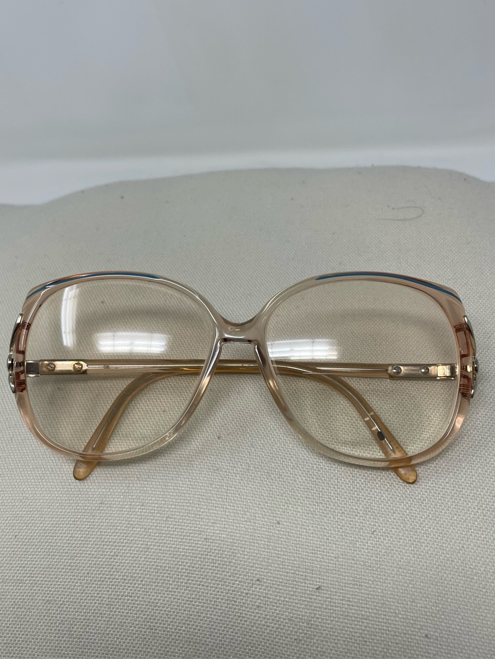 Women's Oversized Transparent Beige Frame Glasses